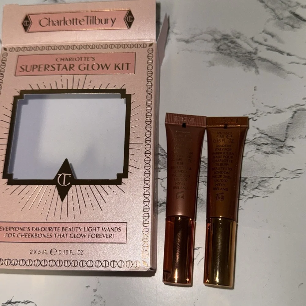 NWT Charlotte Tilbury mini glow Kit: Pinkgasm & Spotlight Each one is 0.16oz